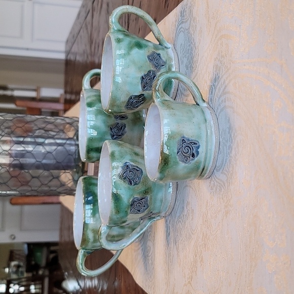 Studio Art Pottery Handmade Mug Set - Green Turtles - 5 Pieces - Picture 2 of 14